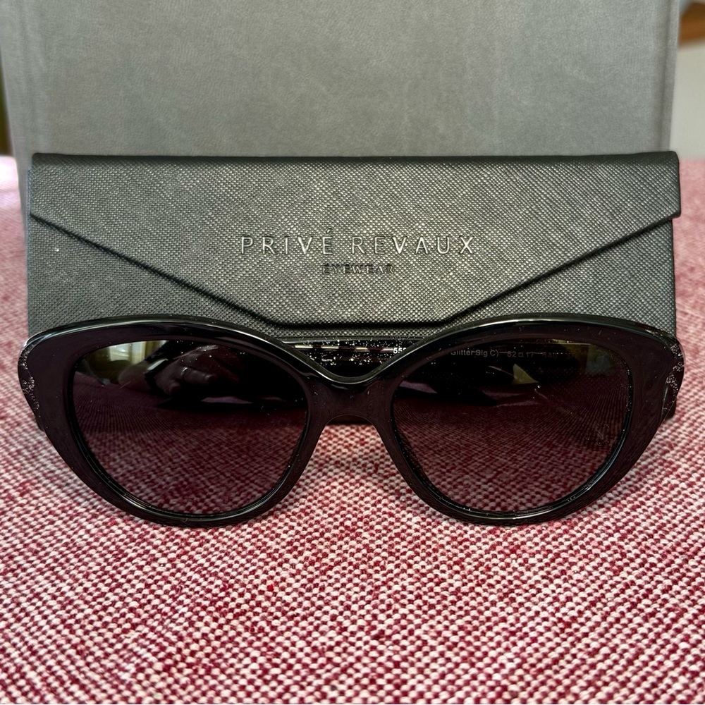 Coach Black Cat-Eye Sunglasses with Decorative Temples